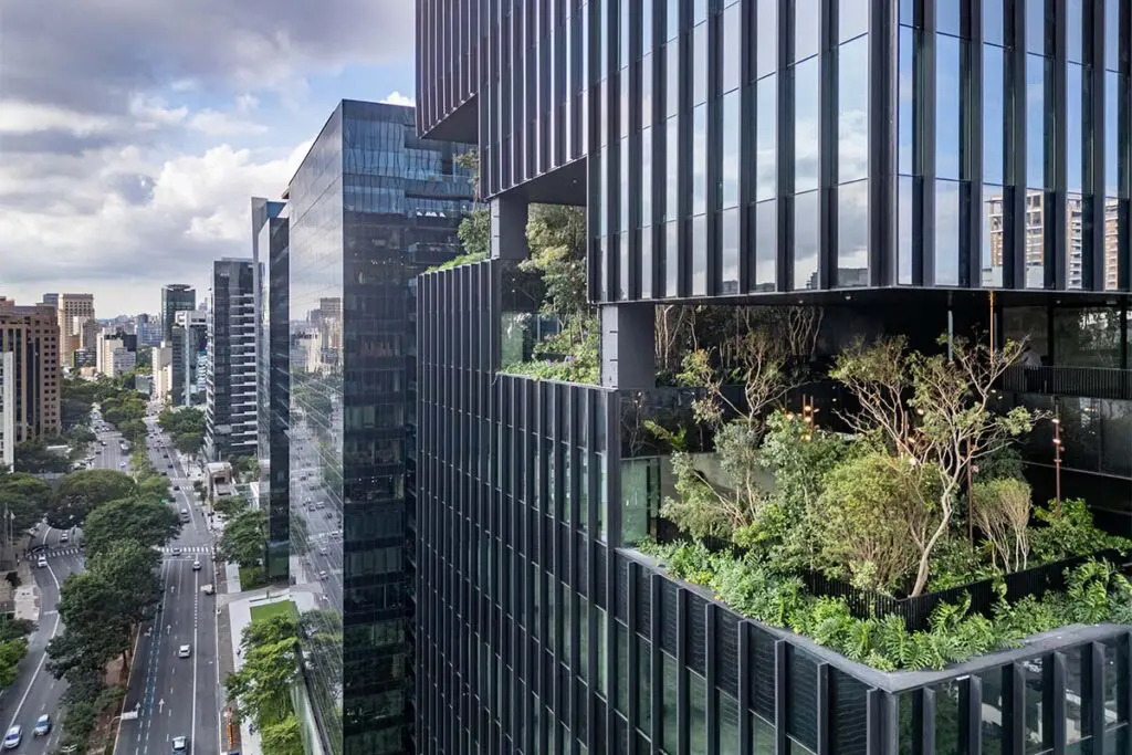 ¿trabajaría en este espacio? Un edificio corporativo que parece un bosque vertical