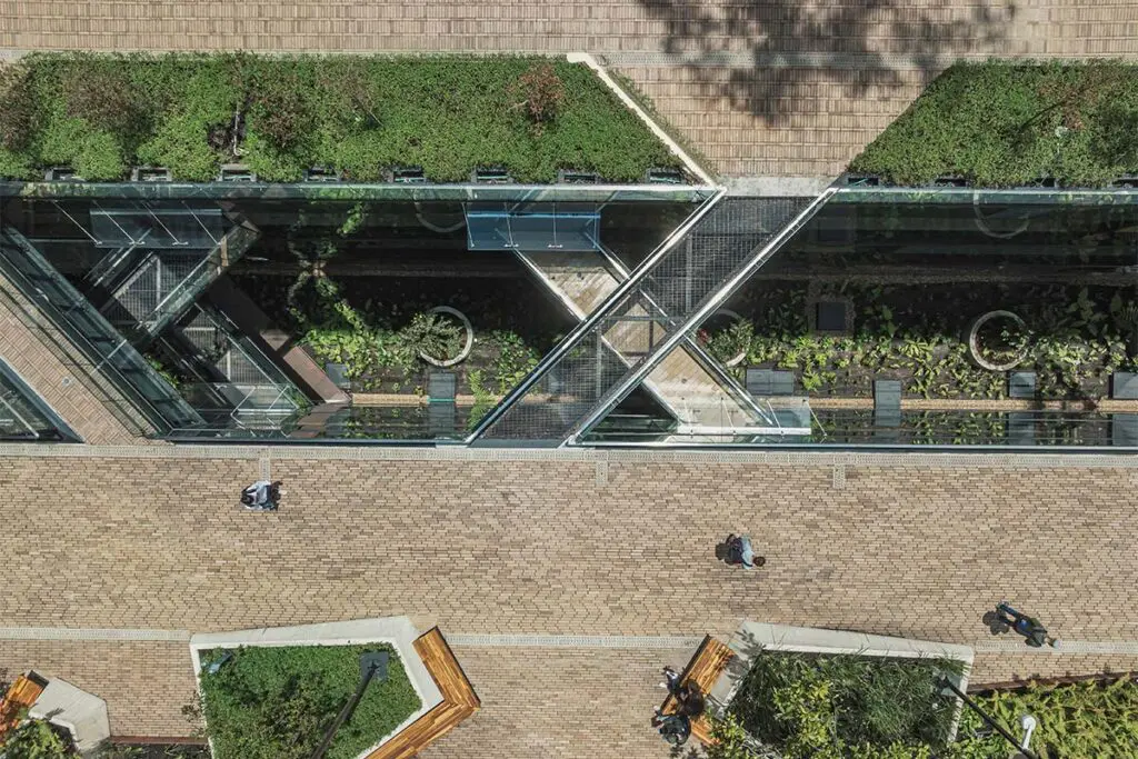 El edificio de ciencias de la javeriana es un ícono de sostenibilidad e innovación arquitectónica