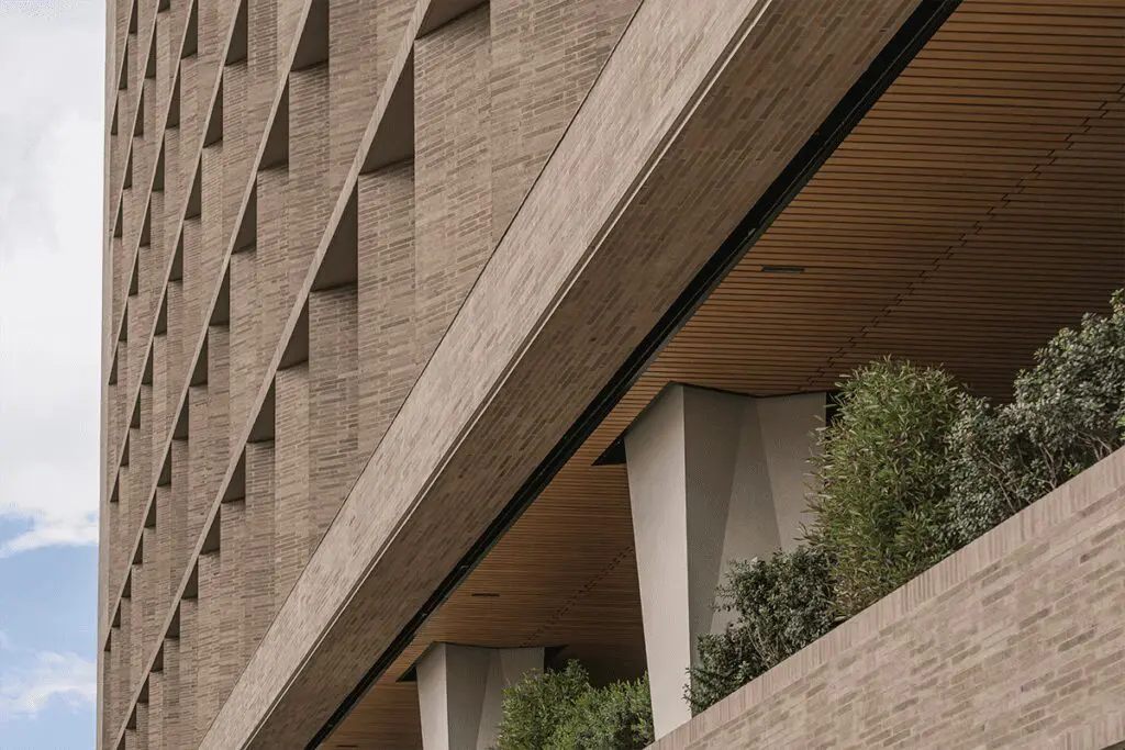 El nuevo edificio de la universidad javeriana es una obra esbelta y versátil El nuevo edificio de la universidad javeriana es una obra esbelta y versátil