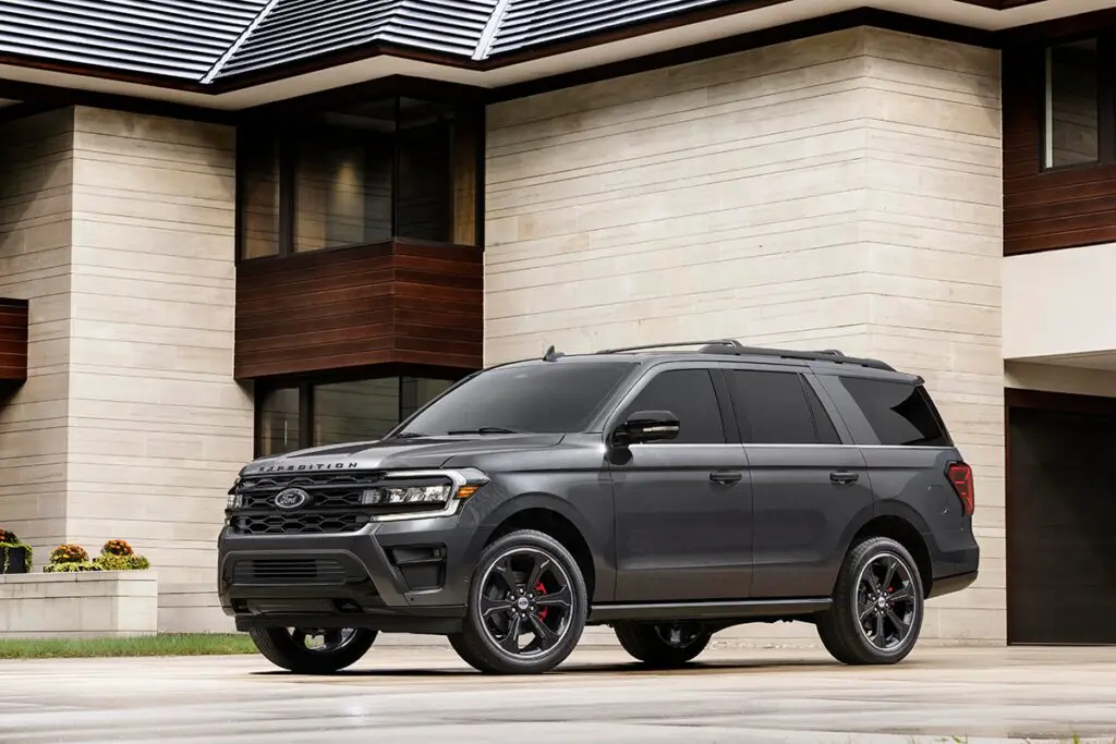 Un plácido viaje hacia el futuro: tres automóviles con un diseño especial