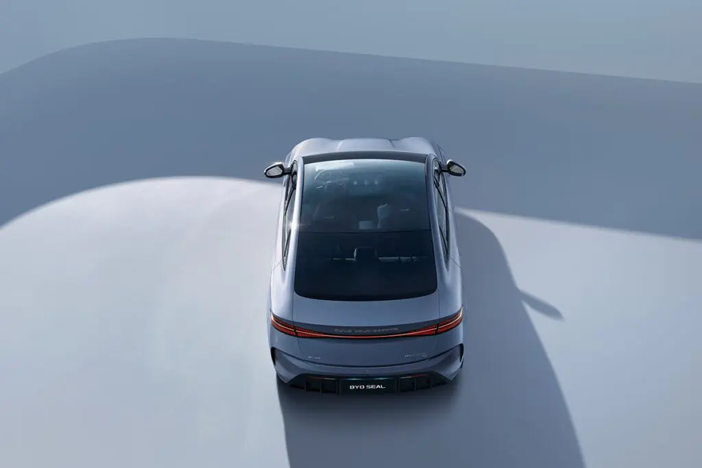 Un plácido viaje hacia el futuro: tres automóviles con un diseño especial