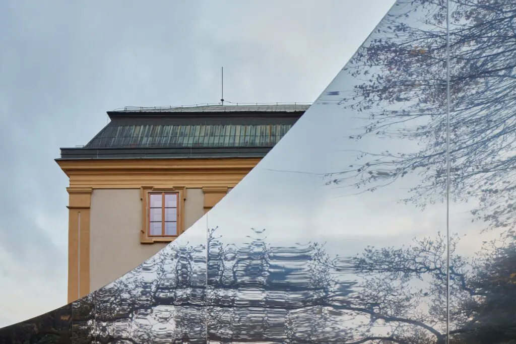 ‘espejos de zlín’, una instalación mágica en europa