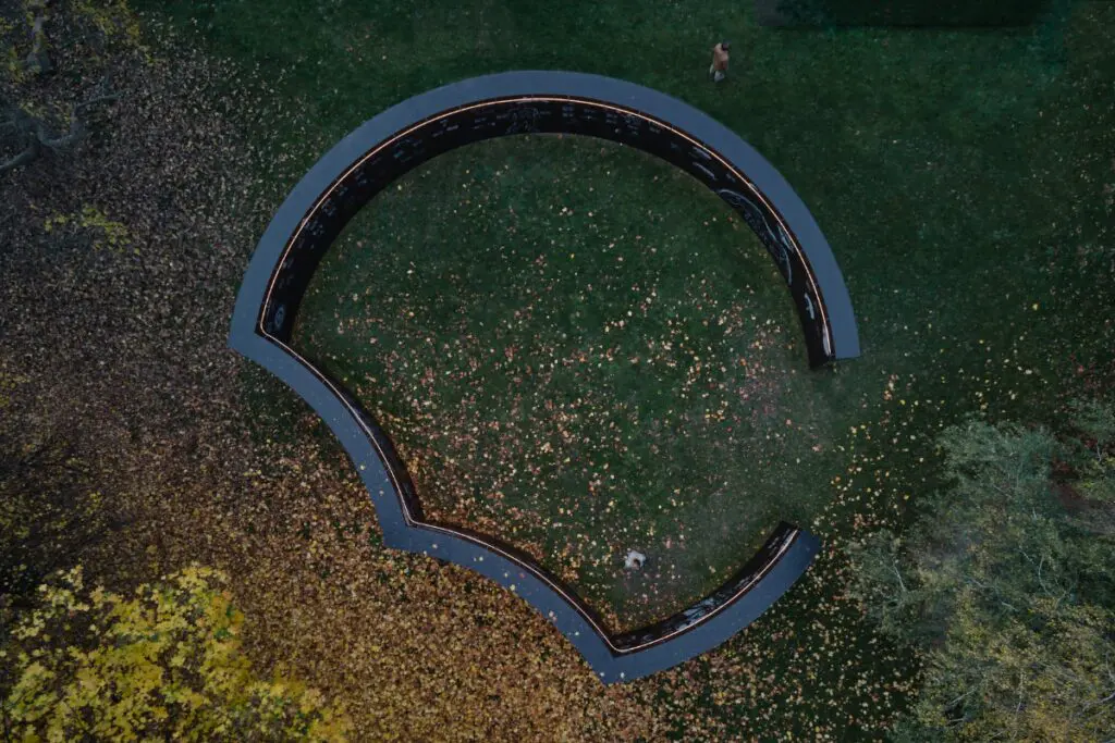 ‘espejos de zlín’, una instalación mágica en europa