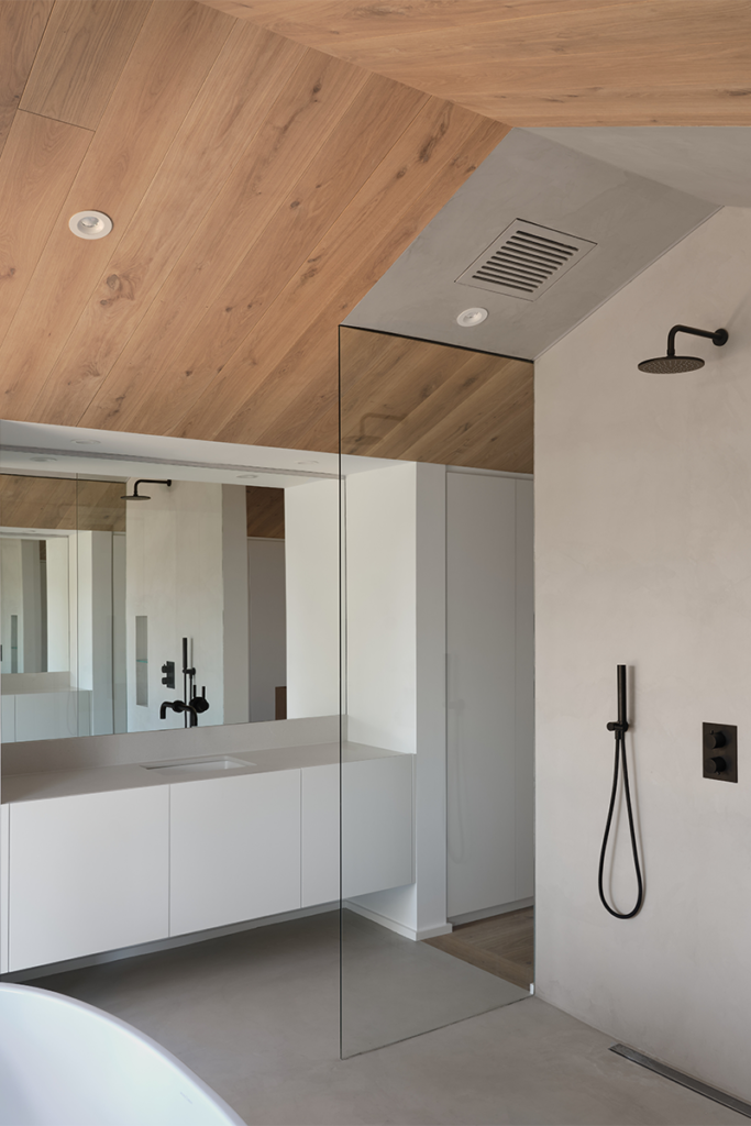 El diseño de dos baños que propone salirse de lo tradicional