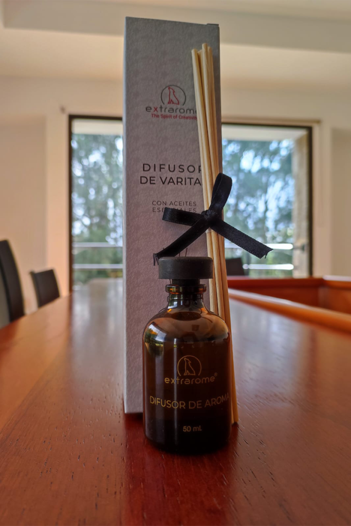 La marca colombiana que diseña aromas especiales para los ambientes