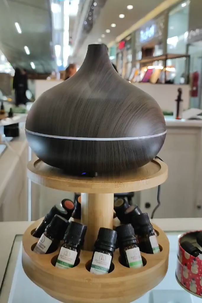 La marca colombiana que diseña aromas especiales para los ambientes