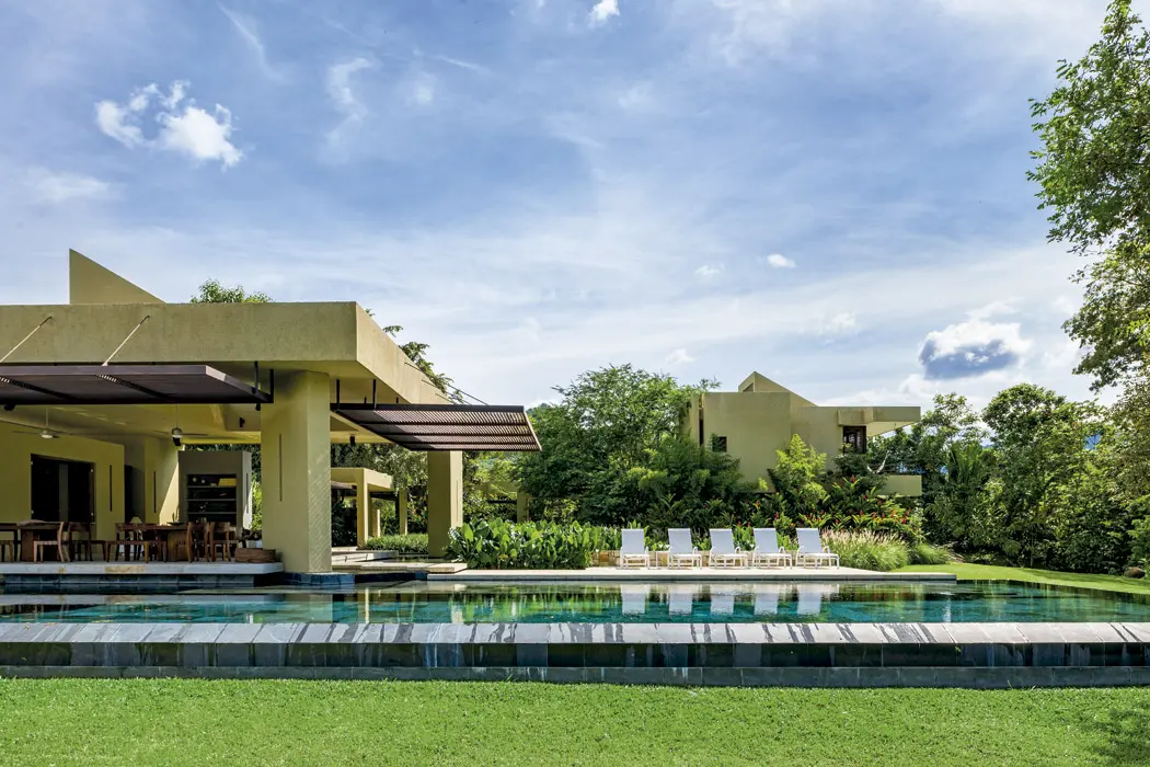 Conozca esta sorprendente casa familiar en medio de las montañas colombianas Conozca esta sorprendente casa familiar en medio de las montañas colombianas