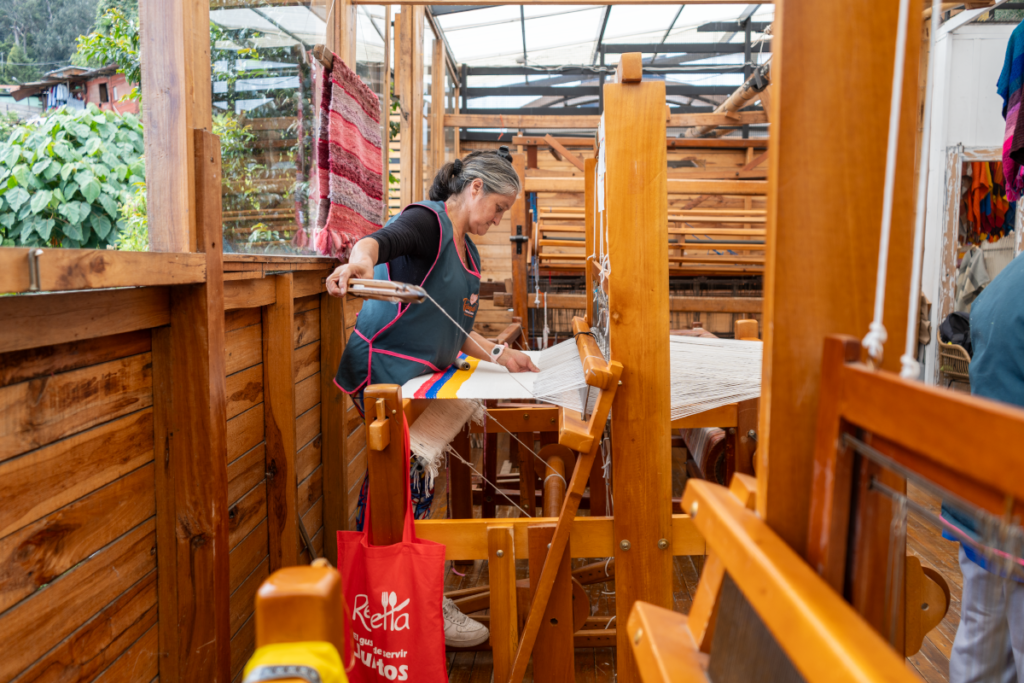 La transformación del barrio egipto, en bogotá, a través de este taller de artesanías