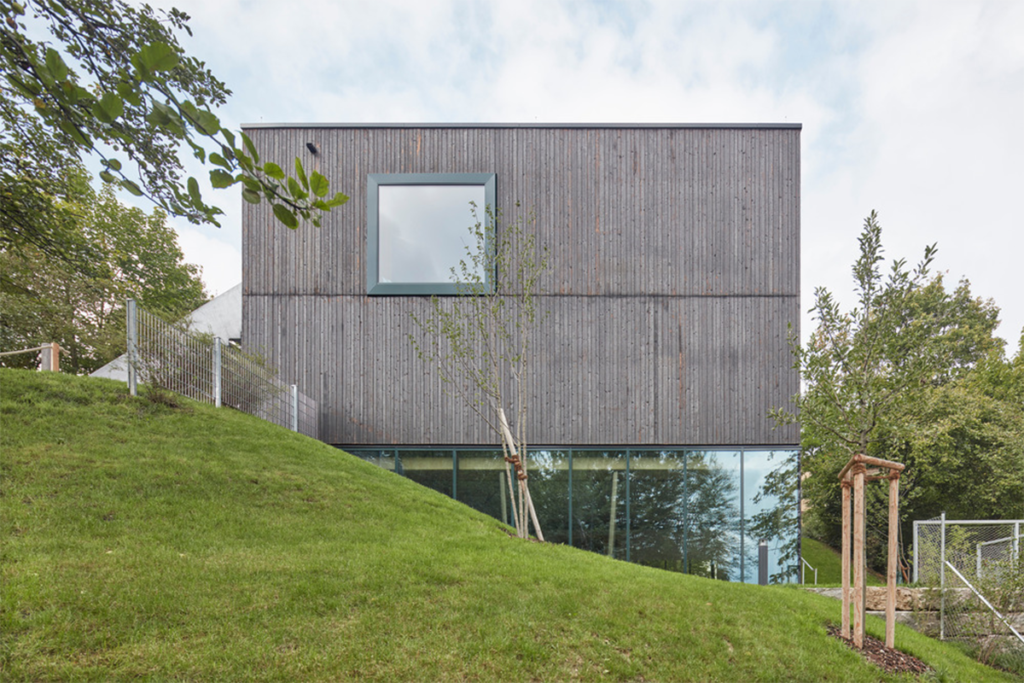 Una guardería diseñada para ser un taller inspirador para los niños