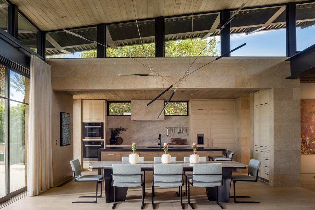 Una casa contemporánea en medio de las palmeras de california 