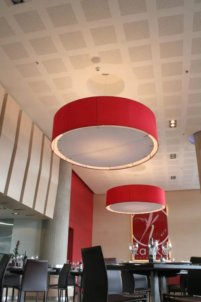 Estos cielos rasos son la nueva tendencia en arquitectura gracias a su funcionalidad y estética