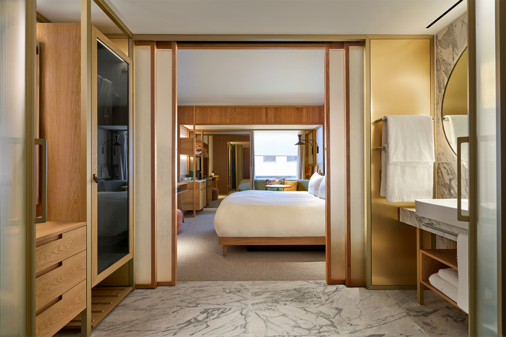 Este hotel en londres es una estadía de lujo con espacios abiertos y flexibles