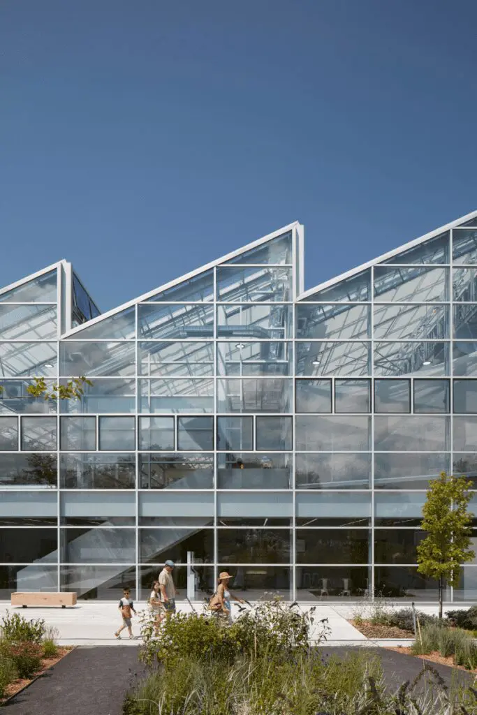Insectarium de montreal, una mezcla entre la arquitectura y el mundo natural