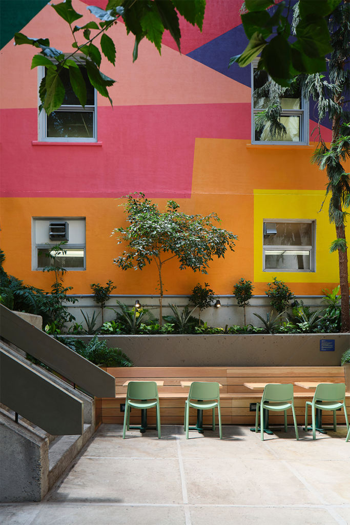 Este jardín es una joya única en el corazón de una universidad en canadá