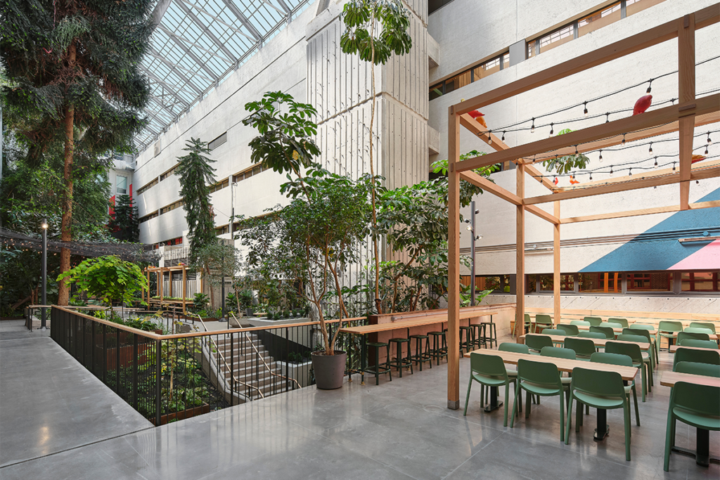 Este jardín es una joya única en el corazón de una universidad en canadá