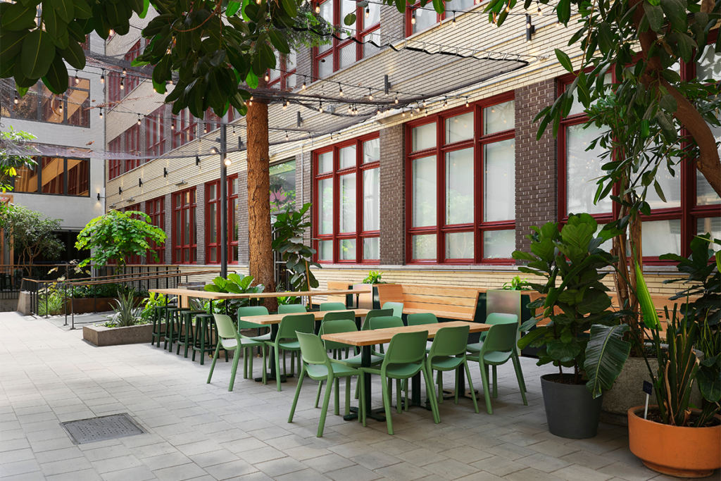 Este jardín es una joya única en el corazón de una universidad en canadá