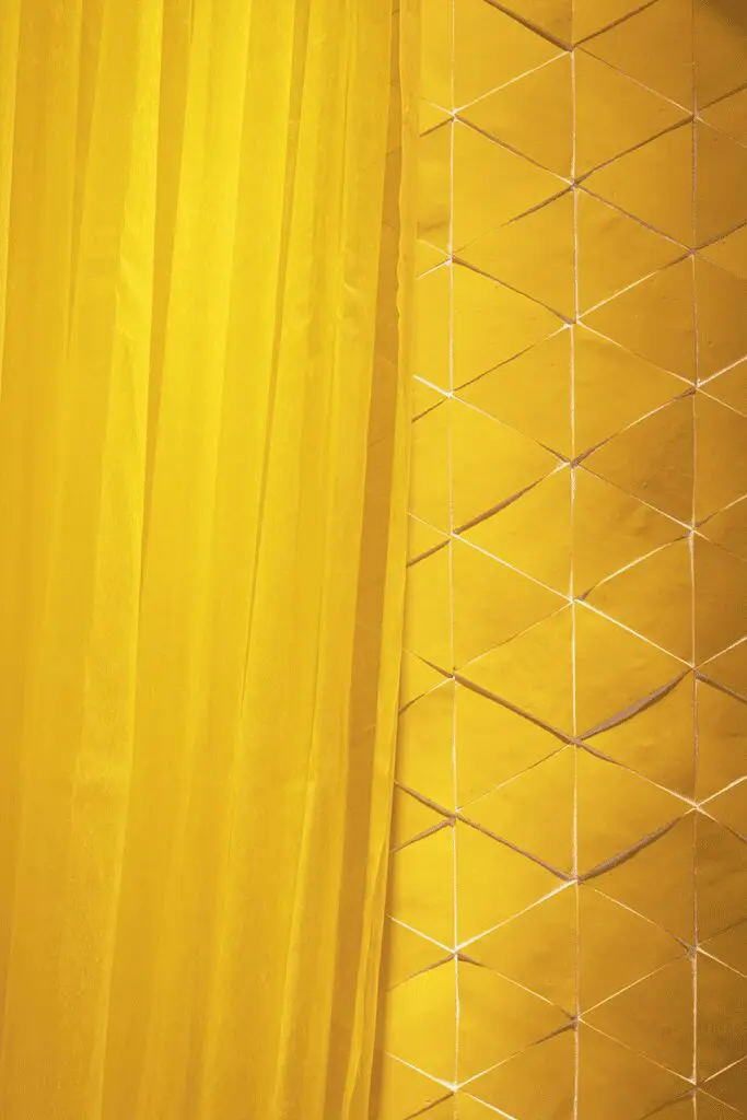 Este apartamento tiene un diseño audaz: el color es el protagonista indiscutible Este apartamento tiene un diseño audaz: el color es el protagonista indiscutible