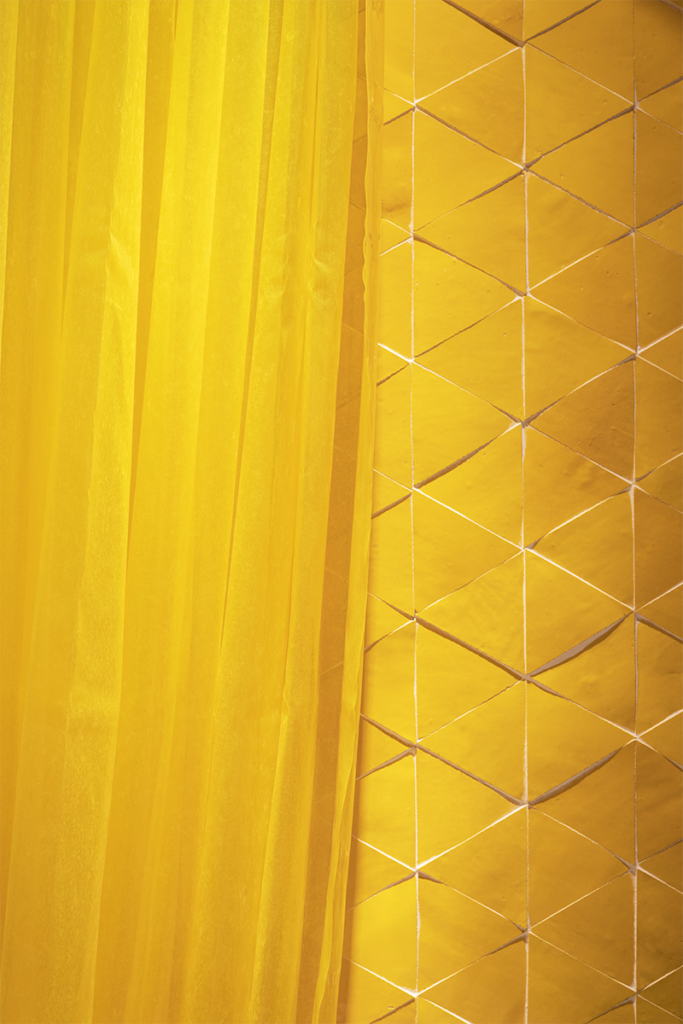 Este apartamento tiene un diseño audaz: el color es el protagonista indiscutible