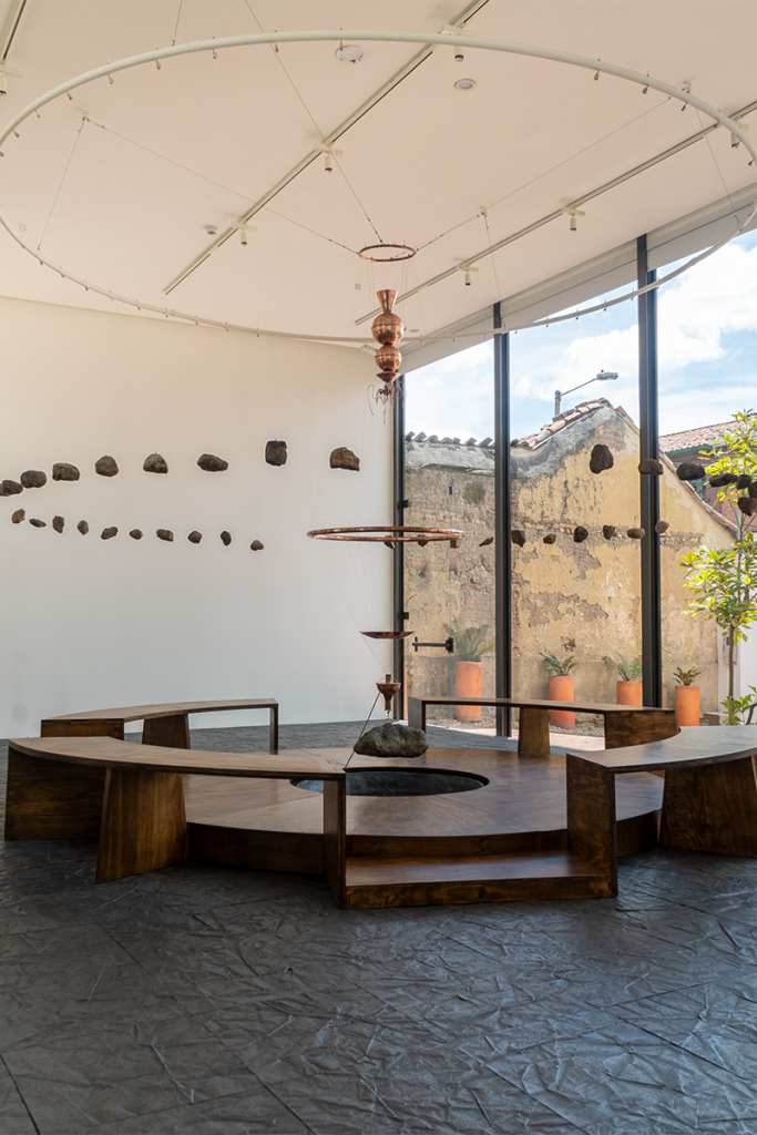 Esta es la ruta de arquitectura y paz por la candelaria, en el centro bogotá