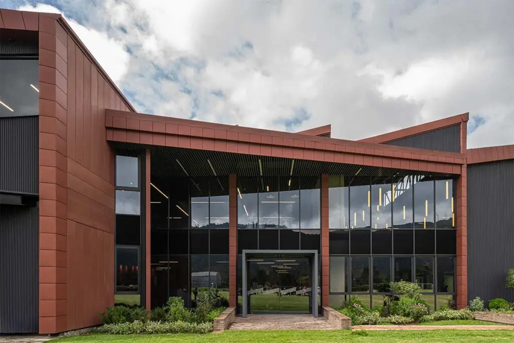 Este edificio universitario es un laboratorio para la innovación y el aprendizaje