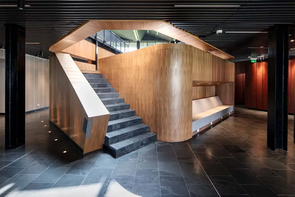 Este edificio universitario es un laboratorio para la innovación y el aprendizaje