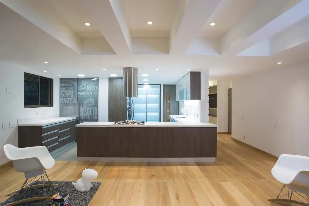 Gane dos tiquetes a milán, al salón del mobile 2026