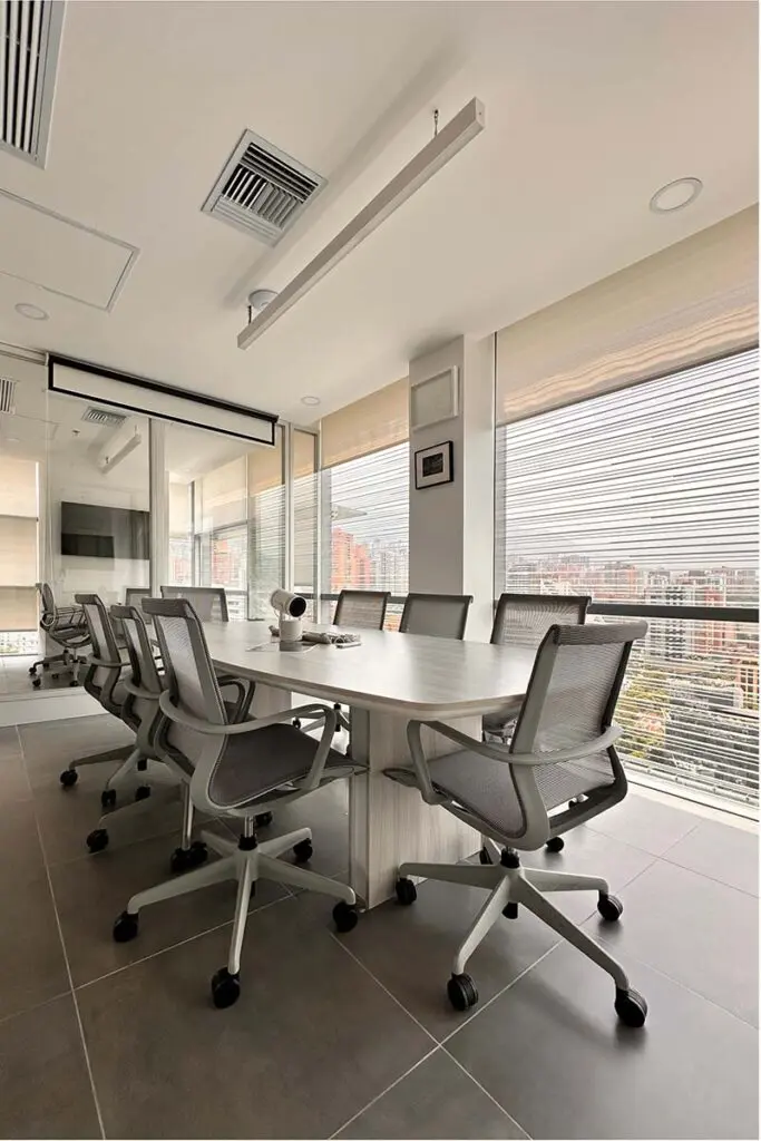 Diseño de oficinas por tugó proyectos corporativos