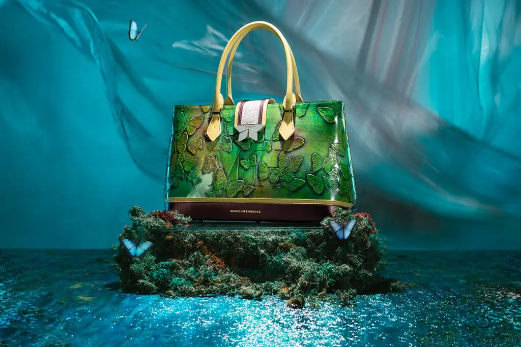 Esta colección de mario hernández está inspirada en el metaverso y la vida natural