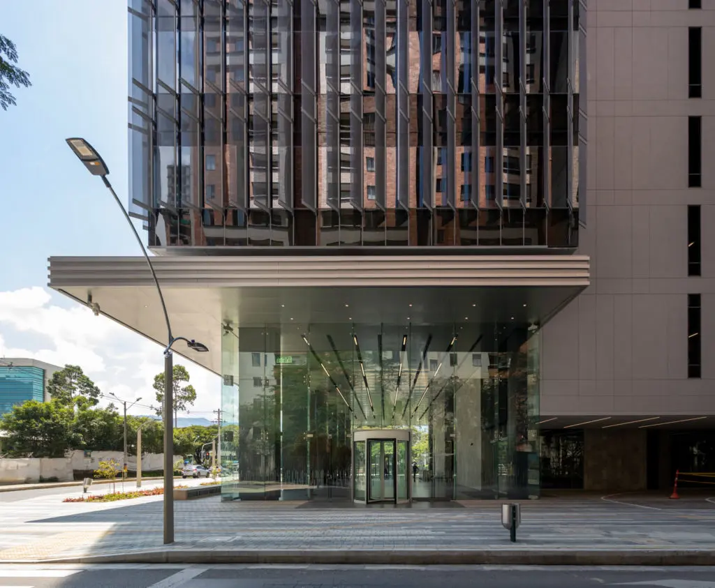 Estética, confort y sostenibilidad: el poder que tiene el vidrio en la construcción actual