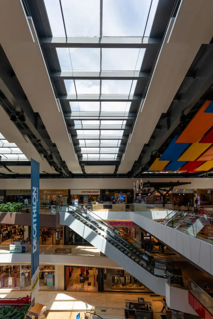 Estética, confort y sostenibilidad: el poder que tiene el vidrio en la construcción actual