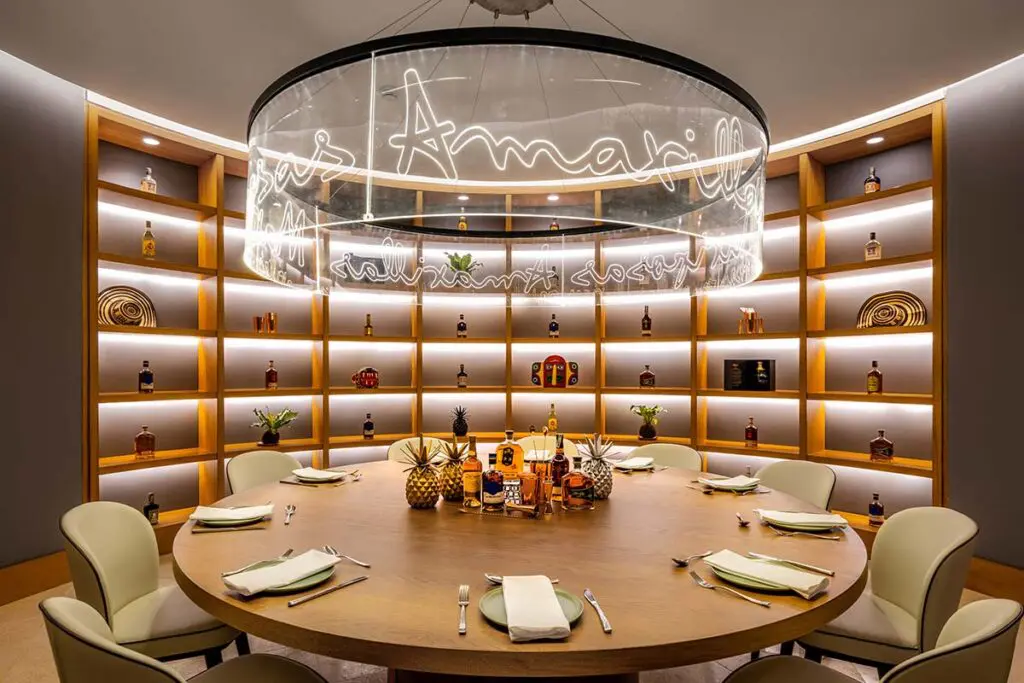 La arquitectura de miguel soto está dedicada a honrar la cultura