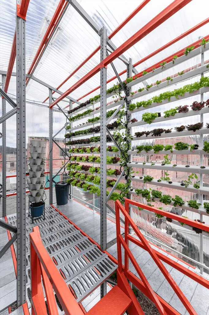Arquitectura sostenible: un cultivo vertical para la comunidad de san luis, en bogotá Arquitectura sostenible: un cultivo vertical para la comunidad de san luis, en bogotá