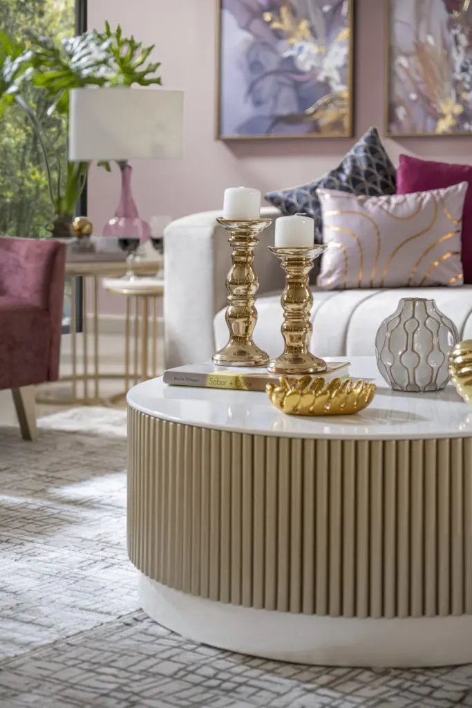 Deluxe, unos muebles que combinan bien con cada parte del hogar si de lujo y comodidad se trata