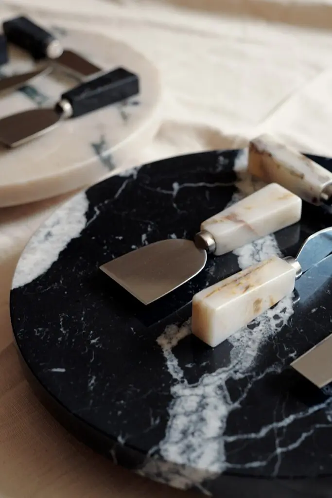 El arte de tallar: objetos únicos, diseñados en mármol en colombia