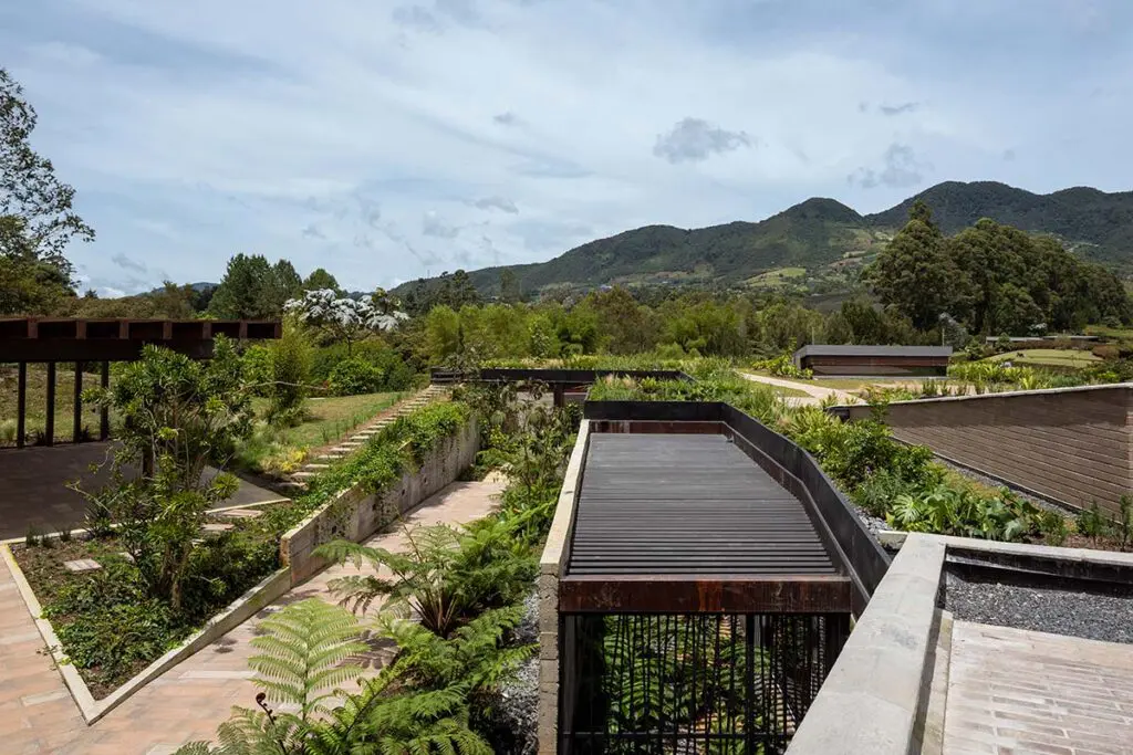 La arquitectura de la firma opus es una experiencia multiescala