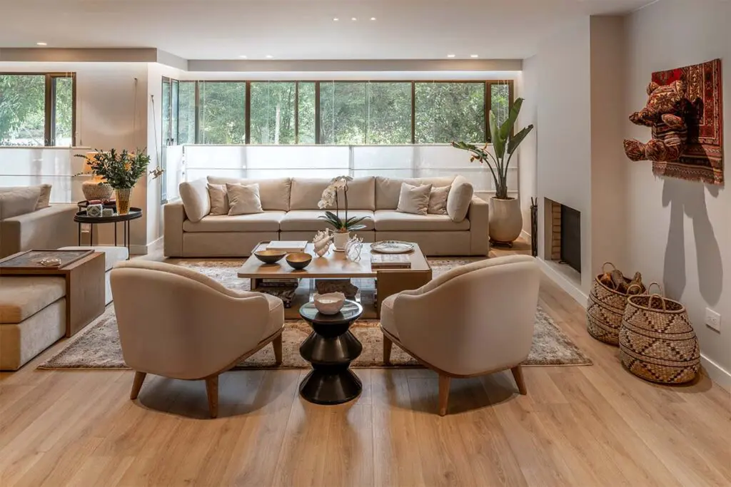 Los pisos son la clave de la calidez de este interiorismo en bogotá Los pisos son la clave de la calidez de este interiorismo en bogotá