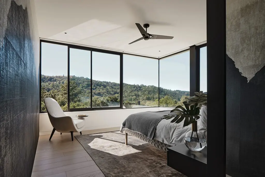 Una casa moderna que establece un diálogo especial con su entorno