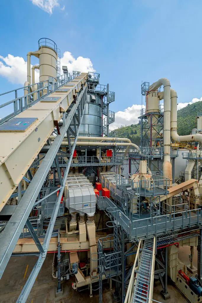 Producir un futuro mejor: reciclar materiales para lograr arquitectura de calidad