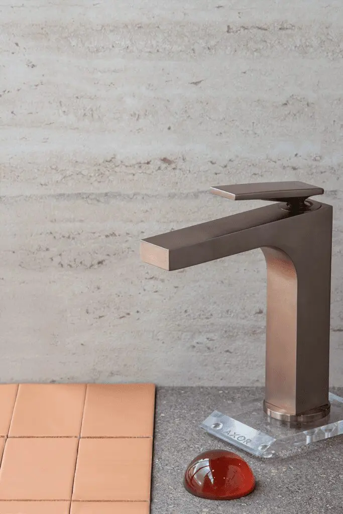 Armonía y lujo atemporal: mocha mousse el color del año para el mundo del diseño