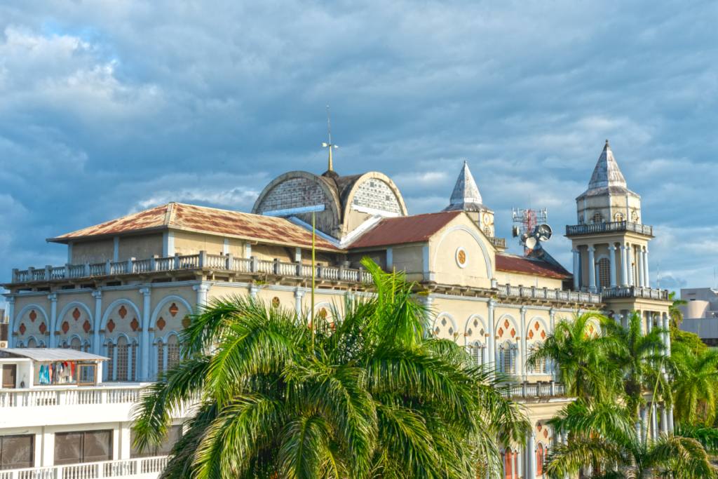 Quibdó, un destino por (re)descubrir: capital mundial de la biodiversidad y la chirimía