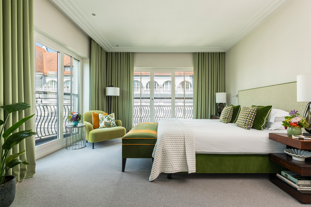 Este hotel es un oasis biofílico inspirado en los jardines botánicos de múnich, alemania