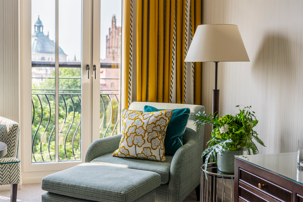 Este hotel es un oasis biofílico inspirado en los jardines botánicos de múnich, alemania