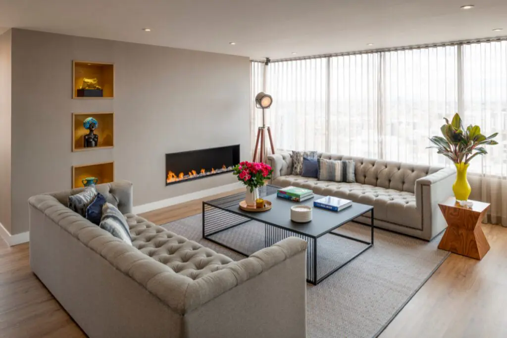 Este apartamento en bogotá se remodeló para aprovechar su vista privilegiada