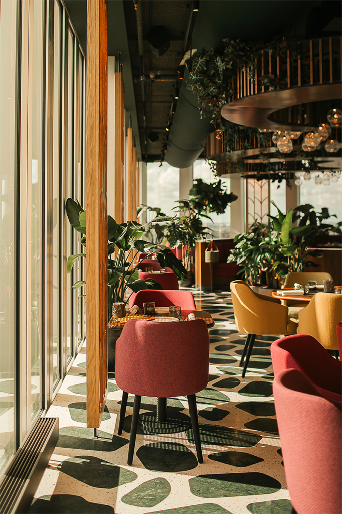 El diseño de este restaurante en ámsterdam es un oasis en el cielo
