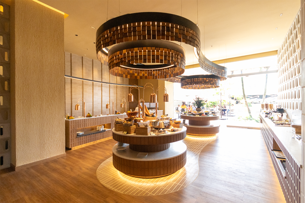 El diseño de este restaurante en pereira está inspirado en la cultura colombiana El diseño de este restaurante en pereira está inspirado en la cultura colombiana