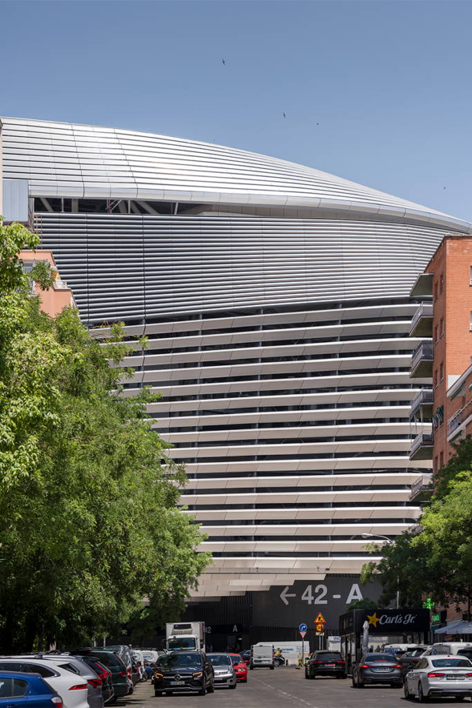 Monumentalidad flexible: así fue la renovación del estadio santiago bernabéu