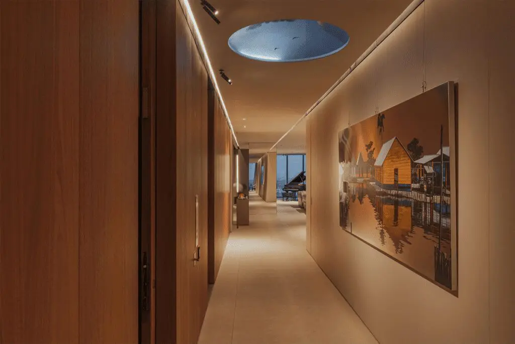 Este apartamento en cartagena tiene un diseño inundado de arte