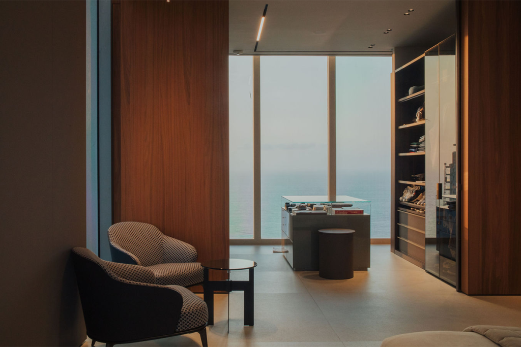 Este apartamento en cartagena tiene un diseño inundado de arte