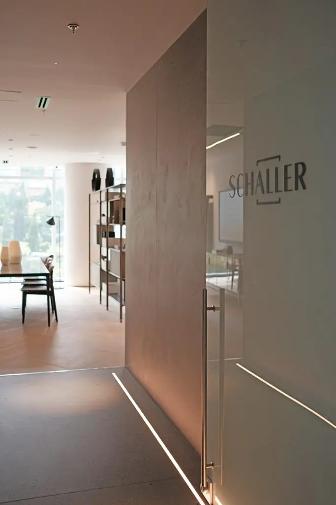 Atravesar un túnel para hacer un viaje a otro mundo