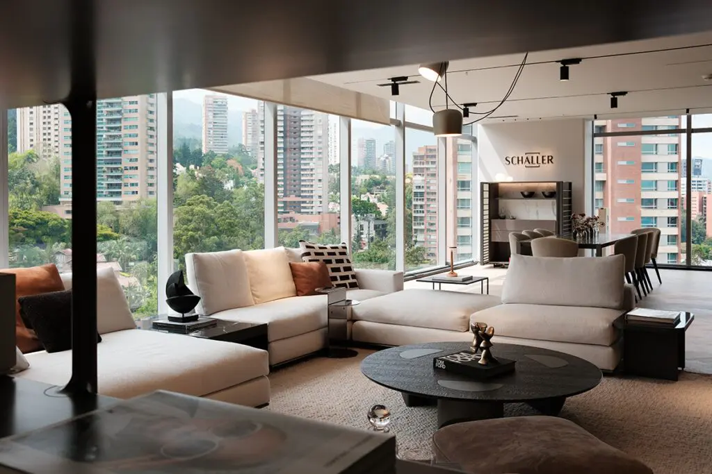 Atravesar un túnel para hacer un viaje a otro mundo